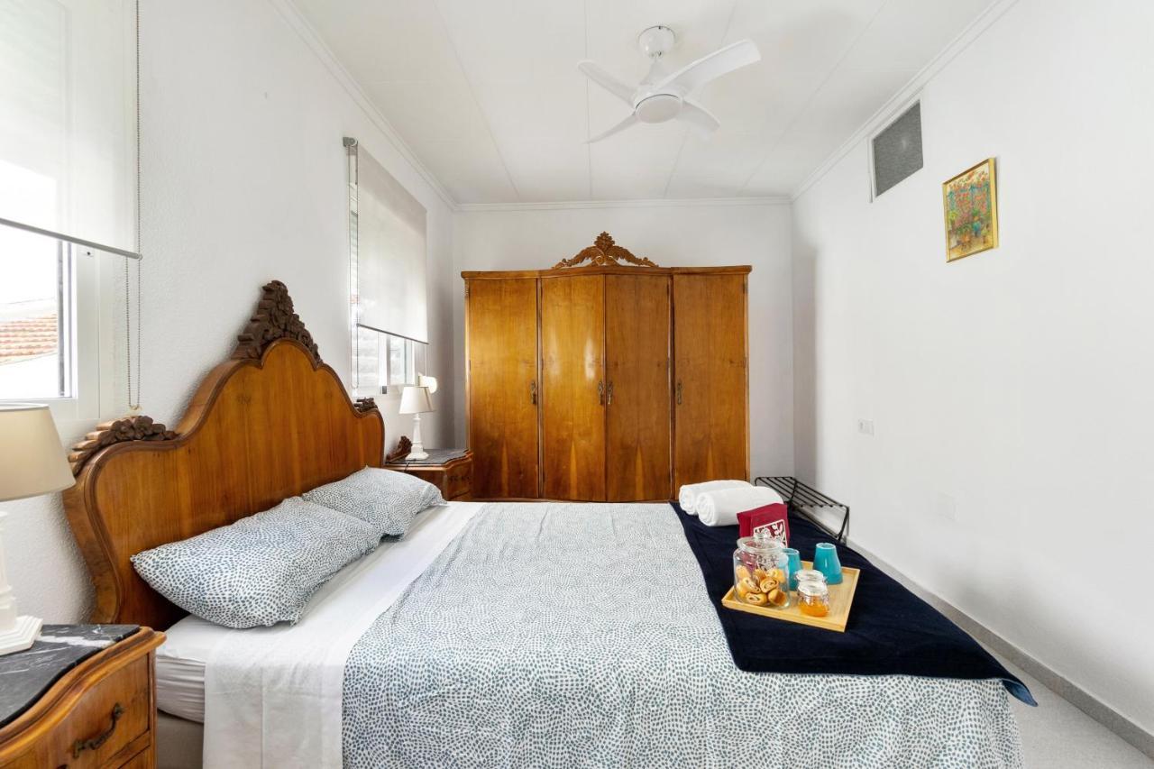 Homely Apartments Casa Mari Loli ตอร์เรเวียคา ภายนอก รูปภาพ